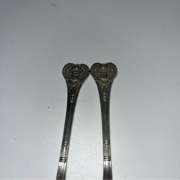 2 Antique WM Rogers Scarab Egyptian coffee spoon - Picture 4 of 6